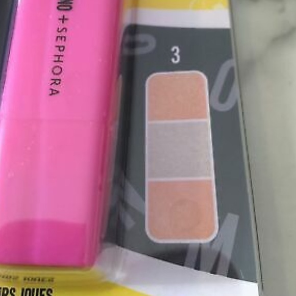 MOSCHINO x SEPHORA LIMITED ED. COLLABORATION: Highlighter Trio Set—NWT - Picture 6 of 13